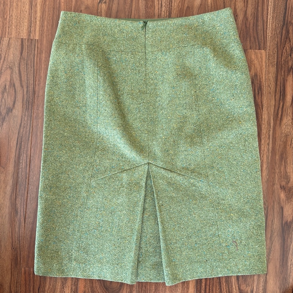 Ann Taylor LOFT 💚GREEN💚 SKIRT SIZE 6 🌟EUC🌟 - Picture 2 of 10